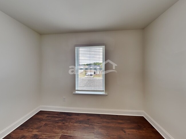 Building Photo - 1401 Alcovy Rd SE