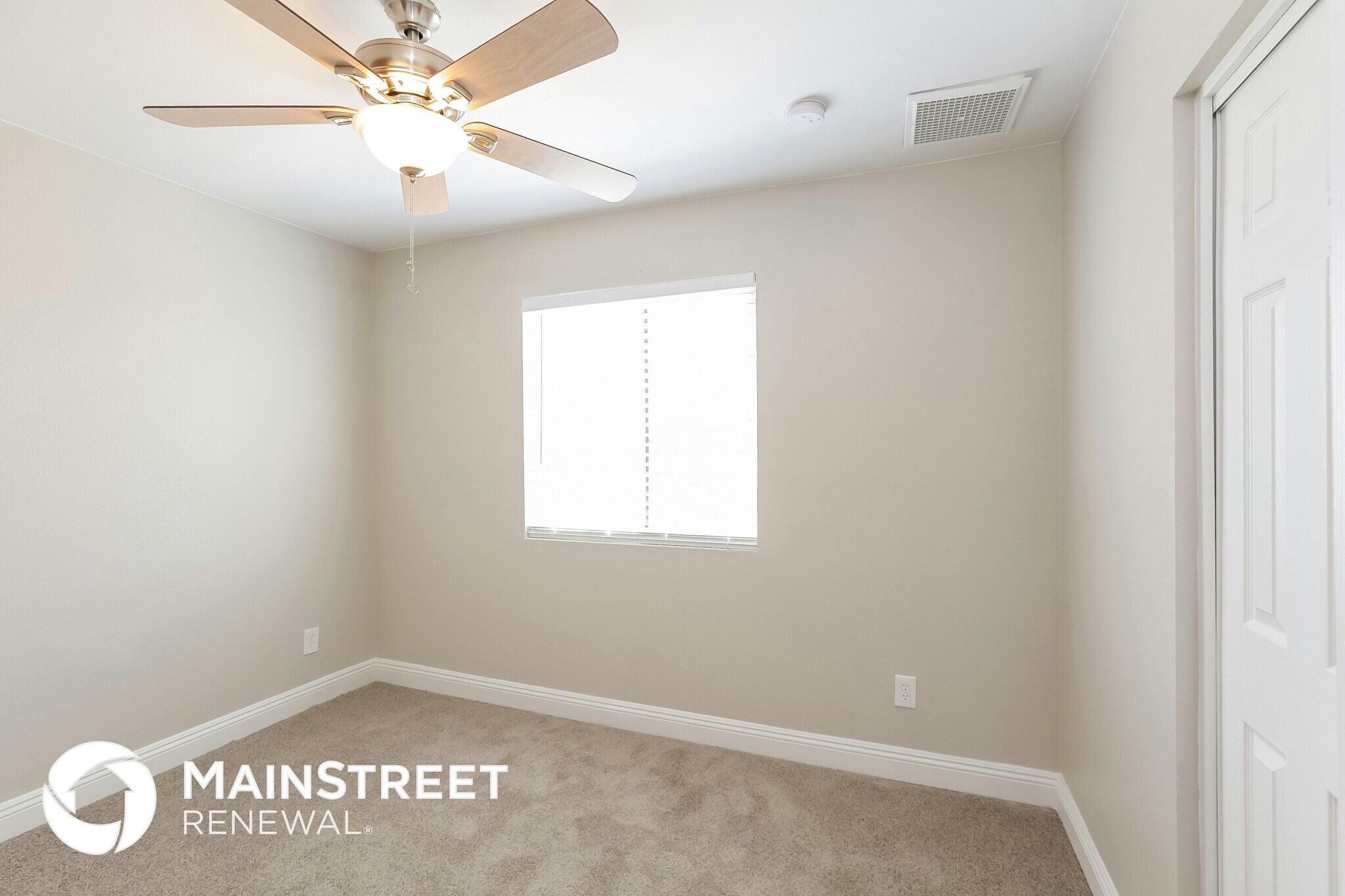 Building Photo - 6237 S 44th St