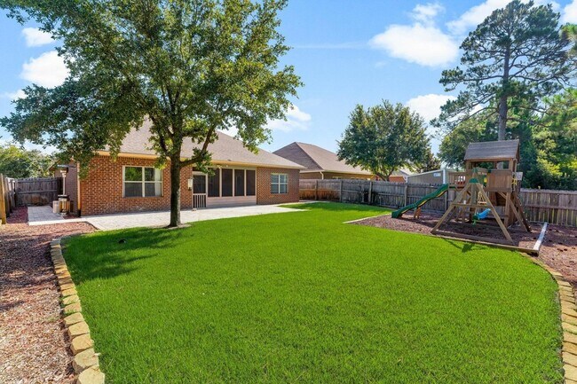 Building Photo - 132 Whispering Lake Dr