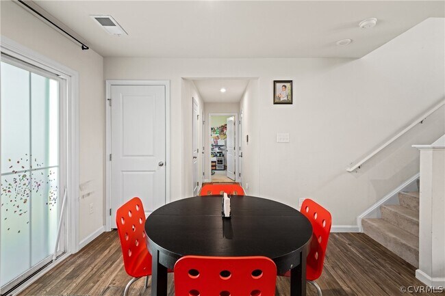 Building Photo - 21012 Baileys Grove Dr