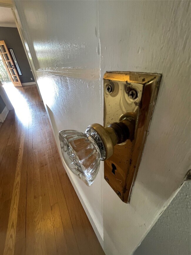 Building Photo - 4621 Michaux St