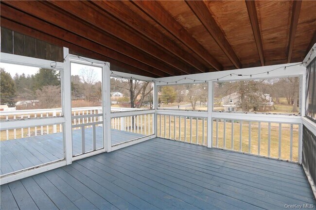 Building Photo - 158 Dykeman Rd