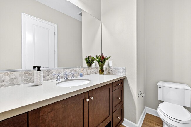 Building Photo - 55120 Autumn Valley Ct