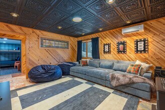 Building Photo - 2338 El Miner Dr