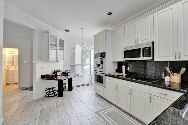 Building Photo - 2508 Cardaman Ave
