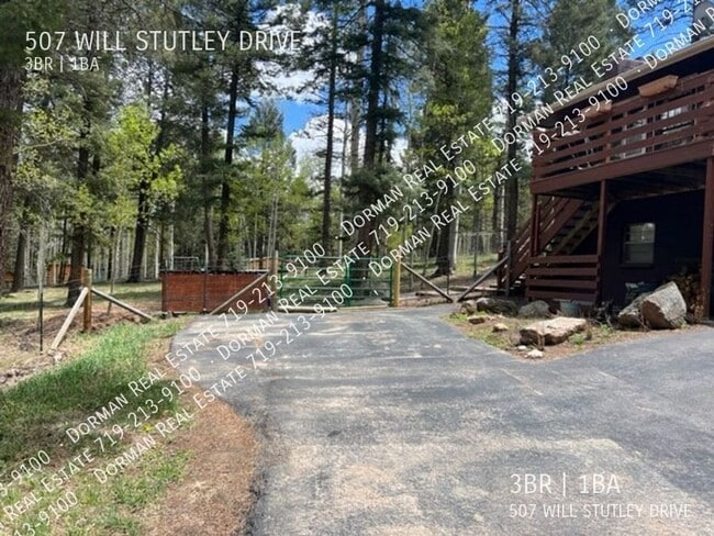 Building Photo - 507 Will Stutley Dr