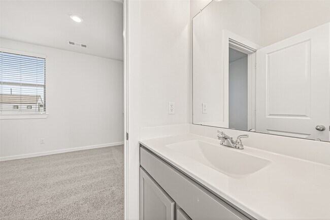 Building Photo - 3223 Loam Ln