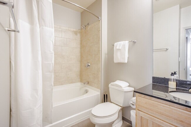 Building Photo - 121 E Freedom Way