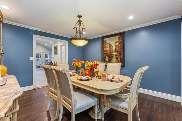 Building Photo - 4816 Indianola Way