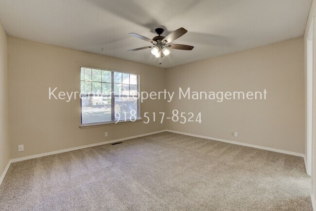 Building Photo - 8041-8041 S 79th E Ave