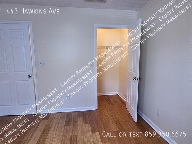 Building Photo - 443 Hawkins Ave