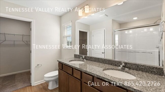 Building Photo - 3636 Crimson Cir