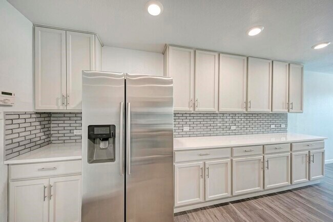 Building Photo - 801 Estes Park