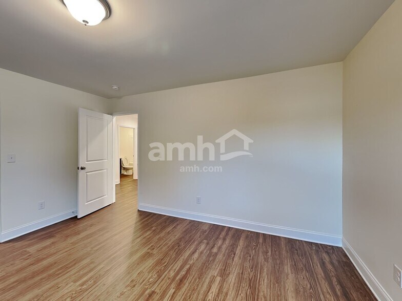 Building Photo - 13029 Wishsong Ct