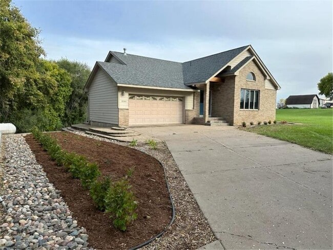 Building Photo - 8344 Parrish Ave NE