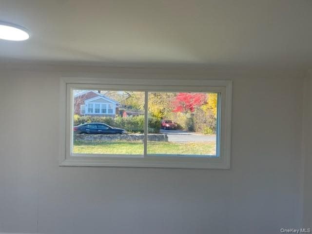 Building Photo - 6 Union Ave