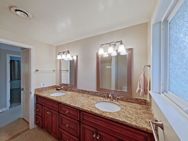 Building Photo - 4 Bedrooms | 2 Bathrooms | 1,574 Sq Ft | Single-Family Home