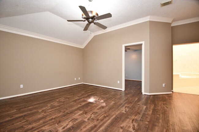 Building Photo - 1215 Wood Haven Ct
