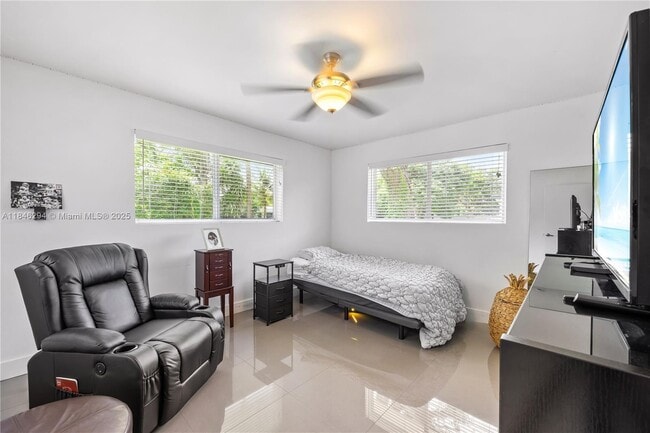 Building Photo - 13800 SW 78th Pl