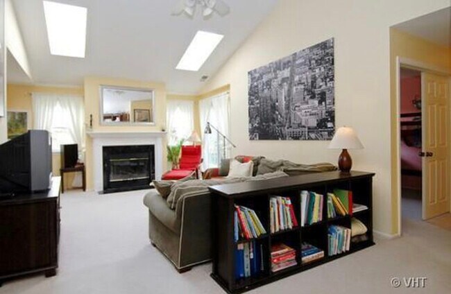 Living room - 2403 Mallow Ct