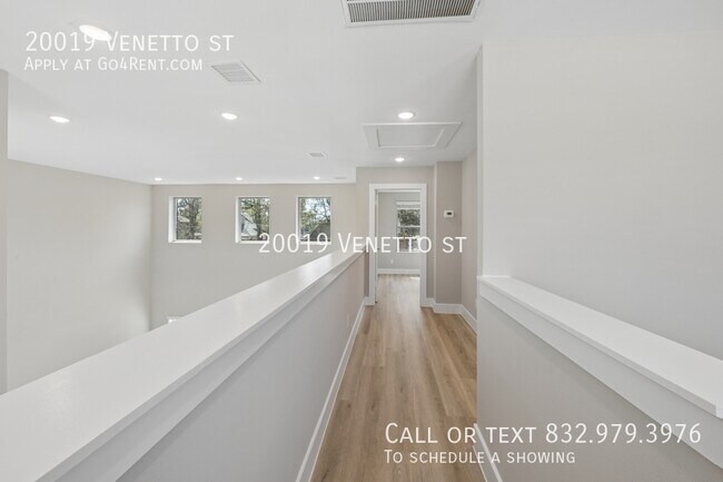 Building Photo - 20019 Venetto St