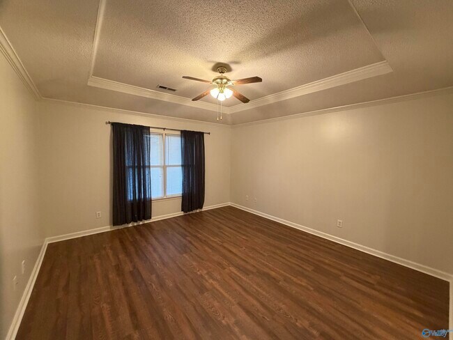 Building Photo - 3029 Battlement Rd SW