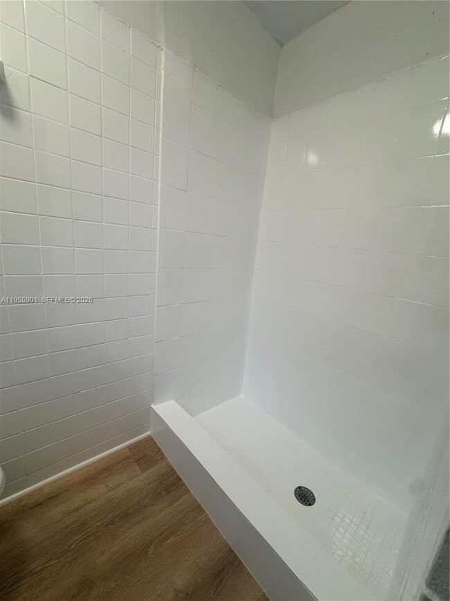 Building Photo - 3690 SW 14th St