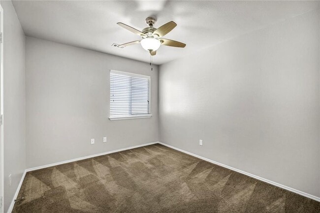 Building Photo - 1822 Enchanted Rock Dr