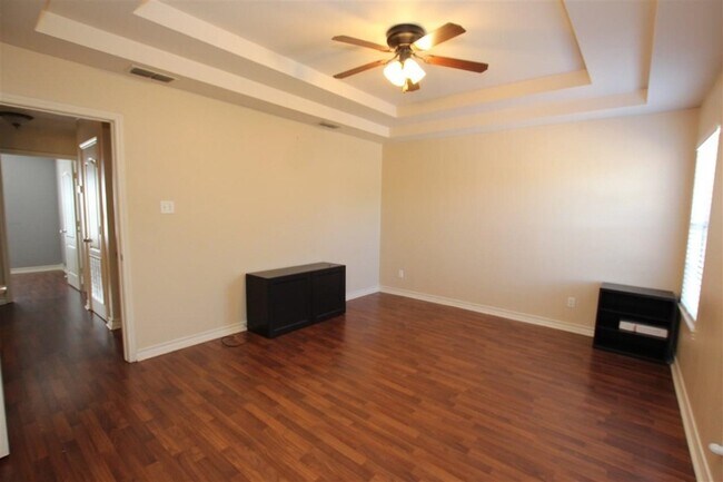 Building Photo - 510 Shiloh Dr