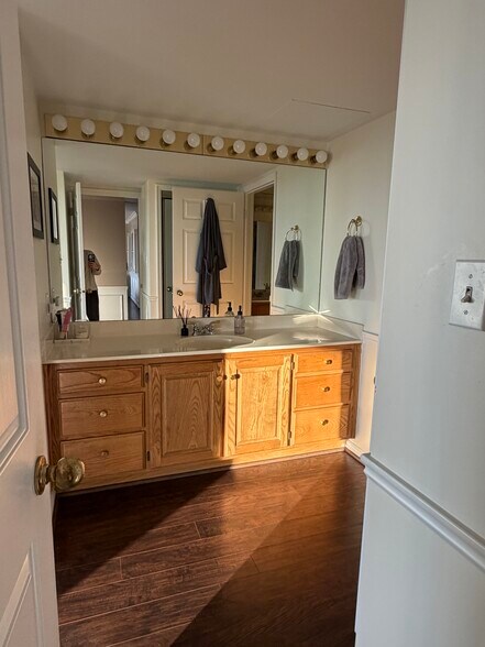 Building Photo - 426 S 1000 E