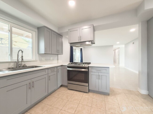 Building Photo - Newly Renovated Home for Rent in Thousand ...