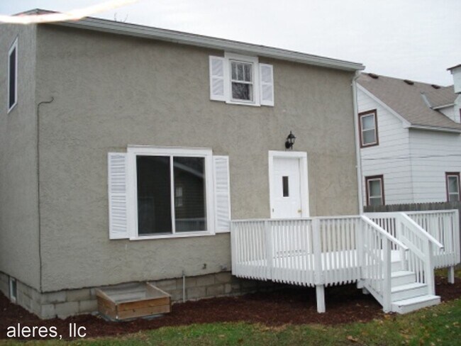 Building Photo - 3 br, 2 bath House - 711 10th Avenue SW
