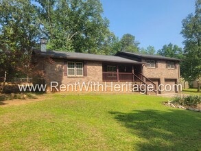 Building Photo - Gorgeous 3bd/2bath Brick Home/ Attention To Detail/ Upgrades Galore/ Great Location