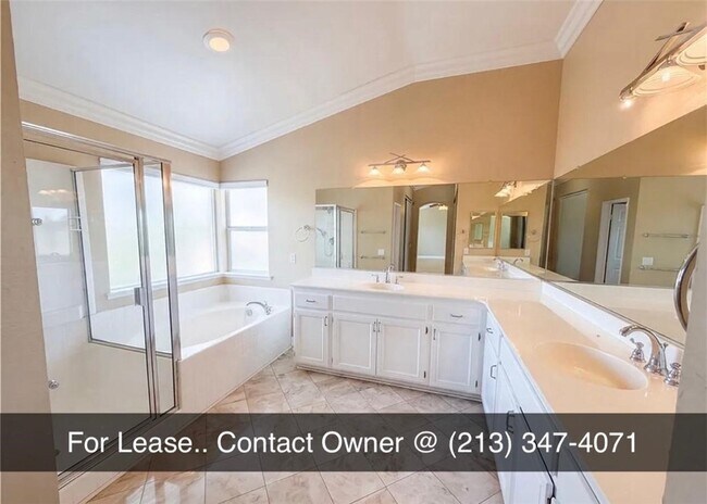 Building Photo - 27813 Canyon Hills Way