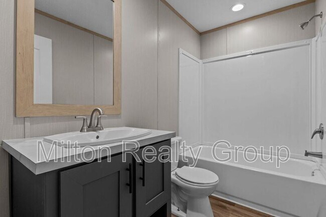 Building Photo - 141 Pioneer Ct