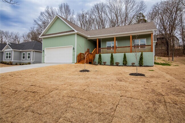 Building Photo - 47 Overton Dr