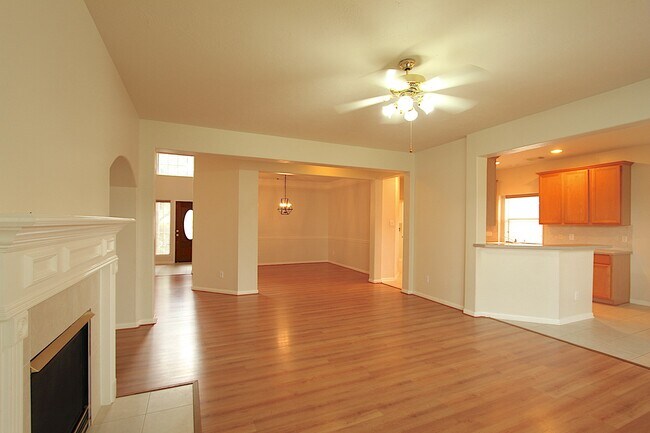 Building Photo - 4430 Waverly Canyon Ln