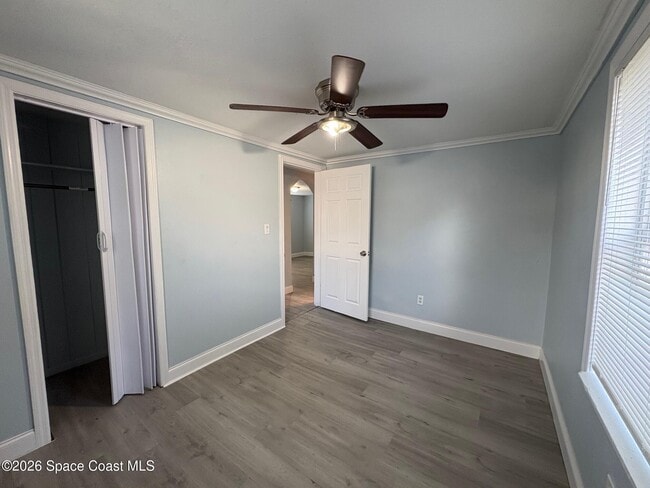 Building Photo - 1423 Licht St
