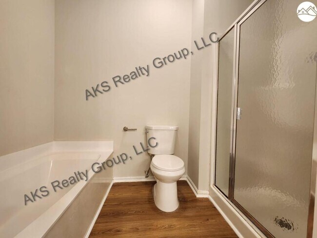 Building Photo - 2269 Ridgemont Dr