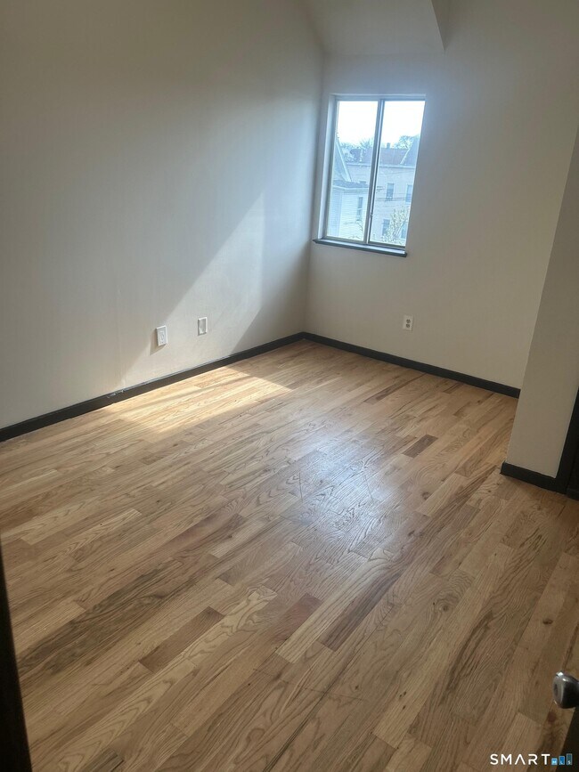 Building Photo - 204 Wheeler Ave