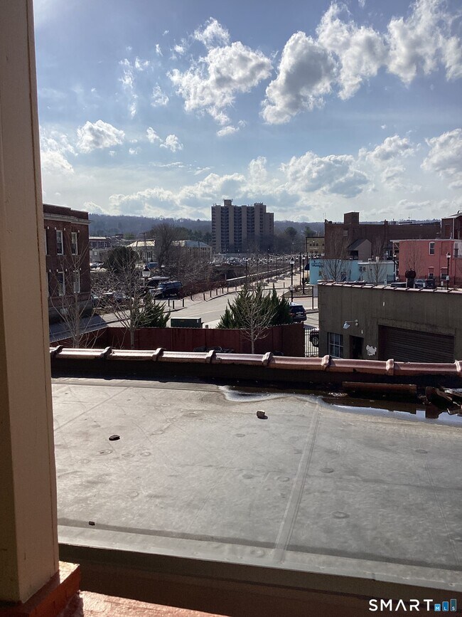 Building Photo - 85 Franklin St