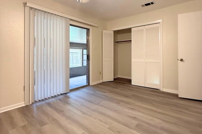 Building Photo - 8421 Fathom Cir