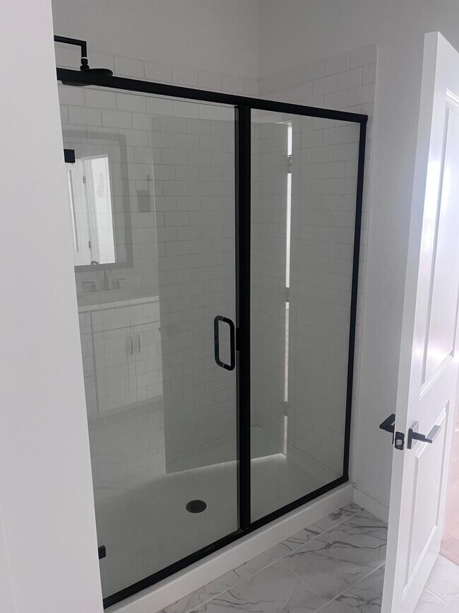 Building Photo - 27425 N 30th Ln