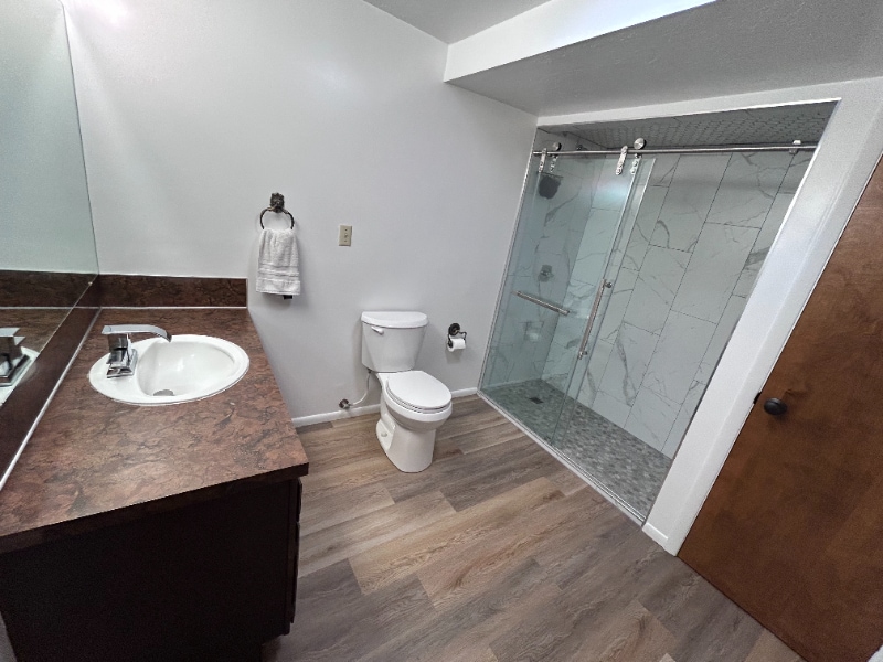 Building Photo - 438 Forest Vale Cir