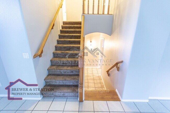 Building Photo - 1431 E Encinas Ave