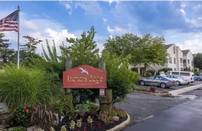 Waterfront Community - 27 Anchor St