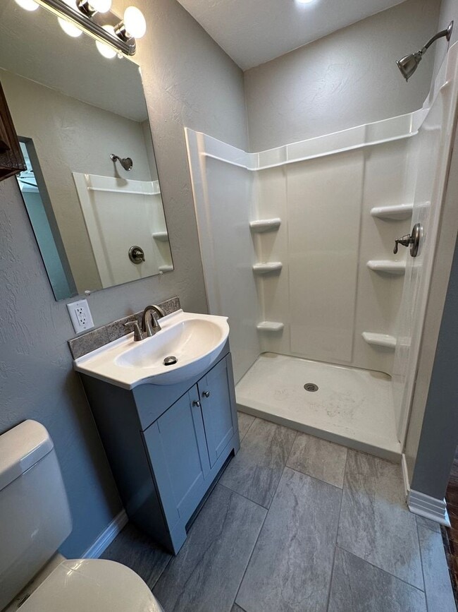 Building Photo - 2010 S Milam St