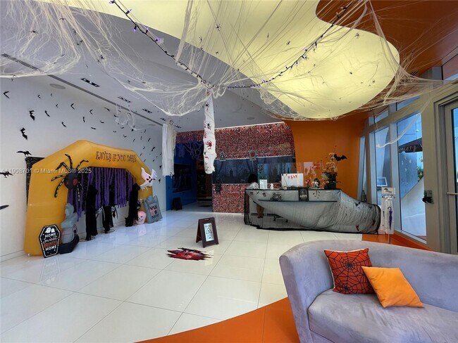 Building Photo - 31 SE 6th St