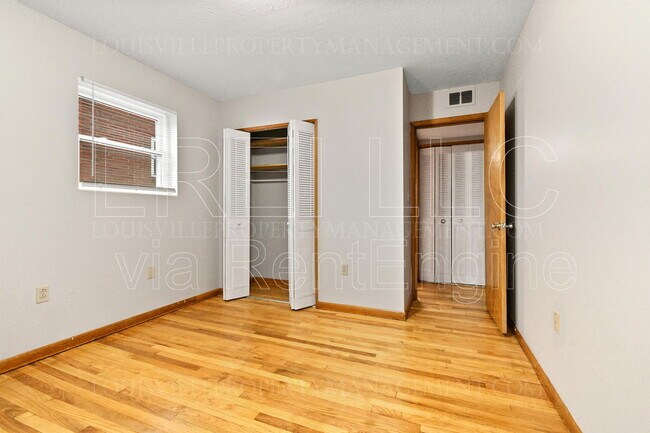 Building Photo - 1705 Valley Forge Way