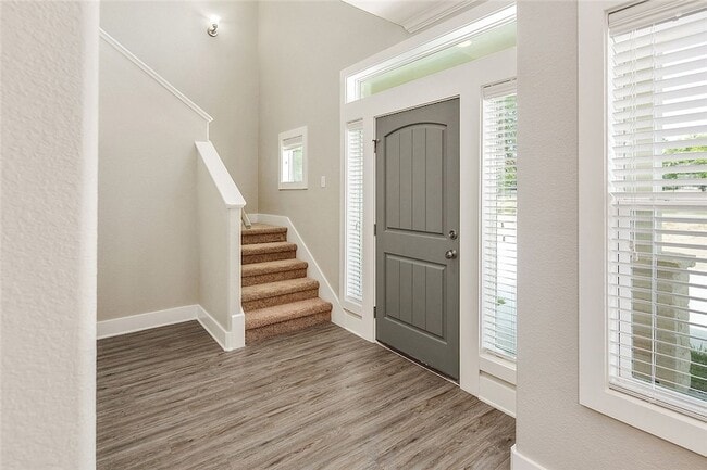Building Photo - 1412 Holleman Dr